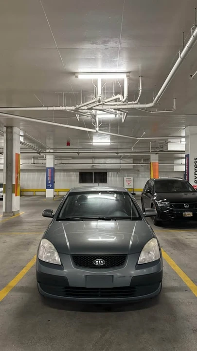 2006 Kia Rio - Image 2 of 8
