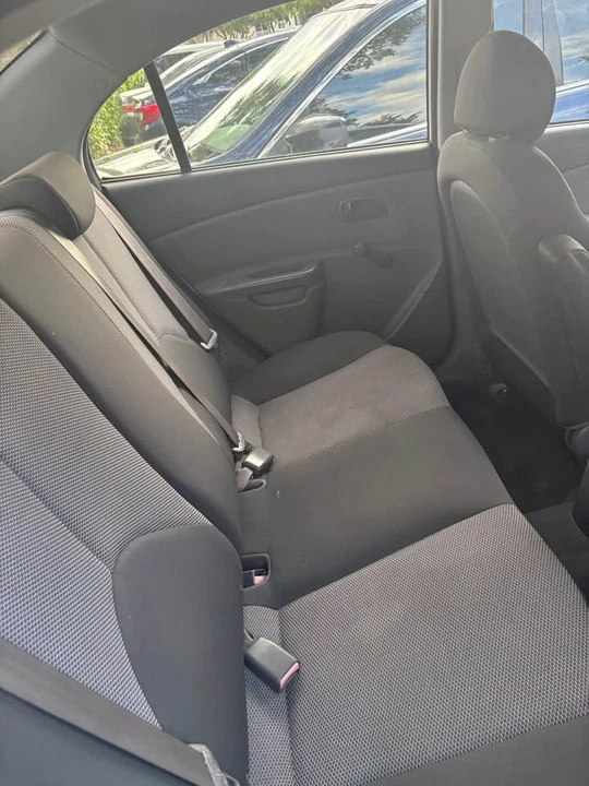 2006 Kia Rio - Image 5 of 6