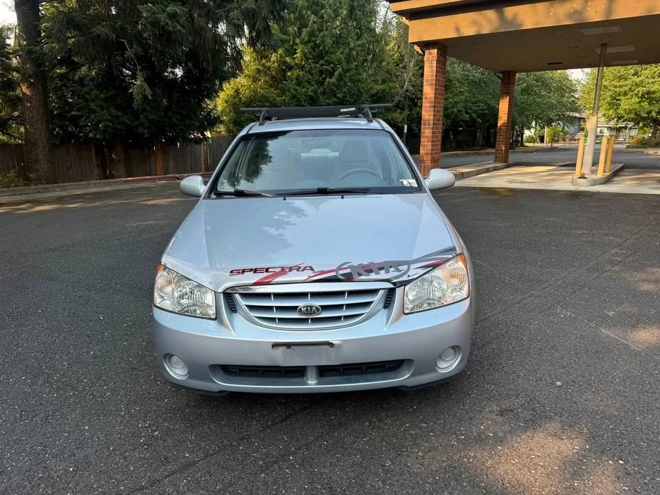 2006 Kia Spectra - Image 7 of 8