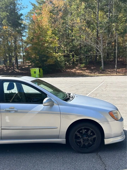 2006 Kia Spectra - Image 14 of 19