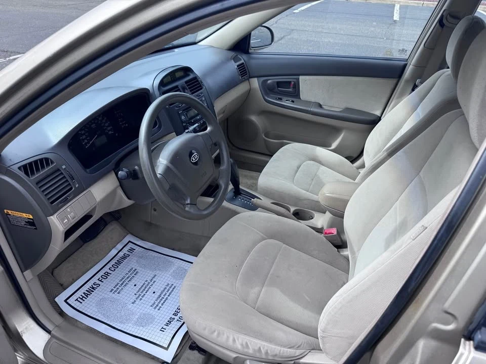 2006 Kia Spectra - Image 8 of 9