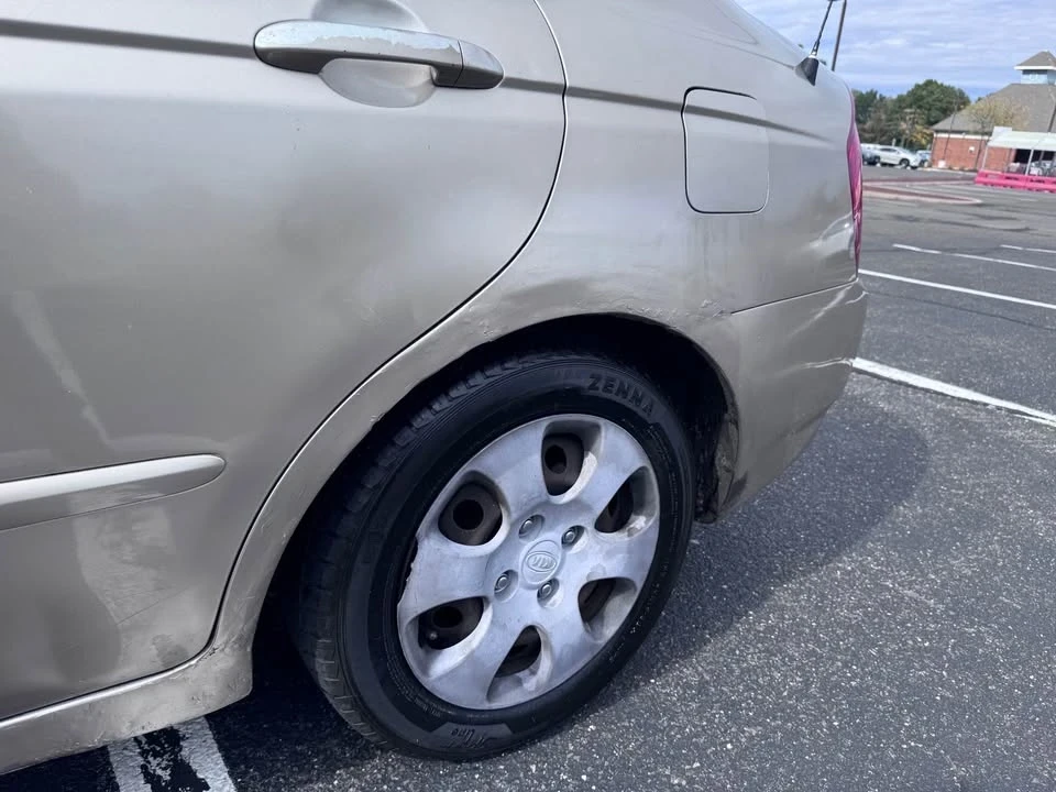 2006 Kia Spectra - Image 4 of 9
