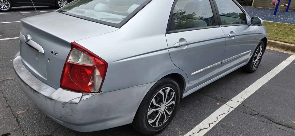 2006 Kia Spectra - Image 6 of 12
