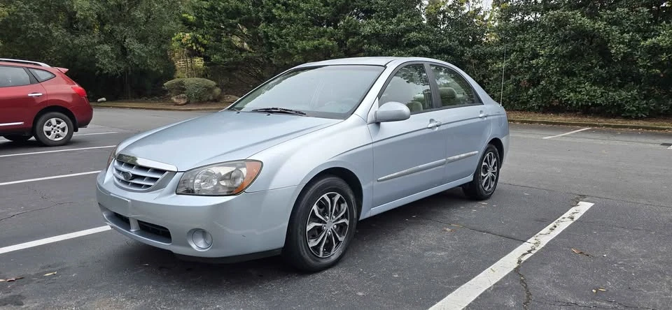 2006 Kia Spectra - Image 3 of 12