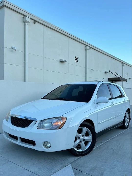 2006 Kia Spectra - Image 4 of 8