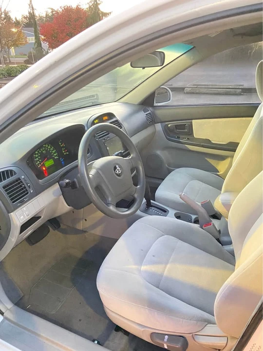 2006 Kia Spectra - Image 8 of 8