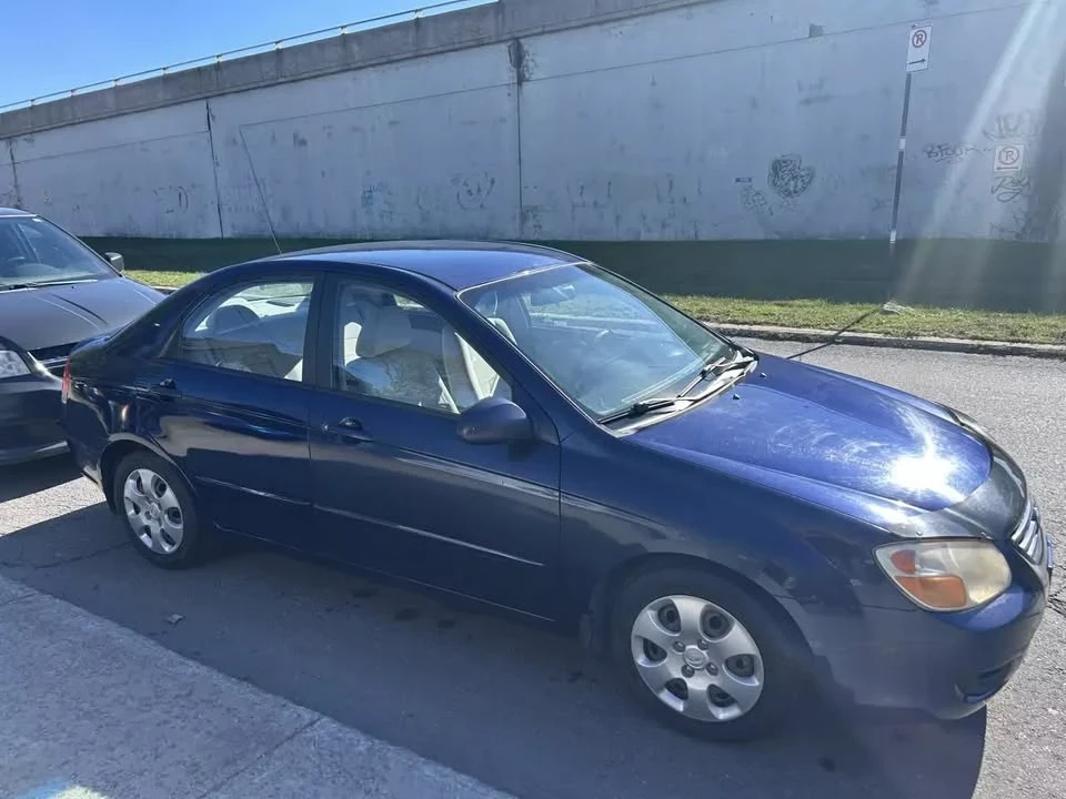2006 Kia Spectra - Image 4 of 12