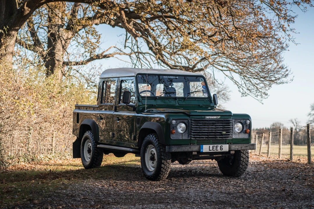 2006 Land Rover Defender 110 - Image 14 of 31