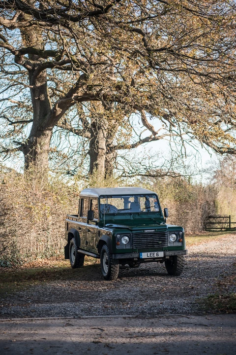 2006 Land Rover Defender 110 - Image 17 of 31