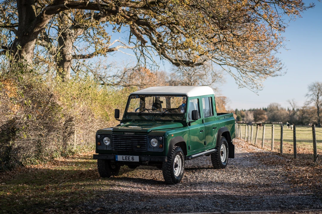 2006 Land Rover Defender 110 - Image 11 of 31