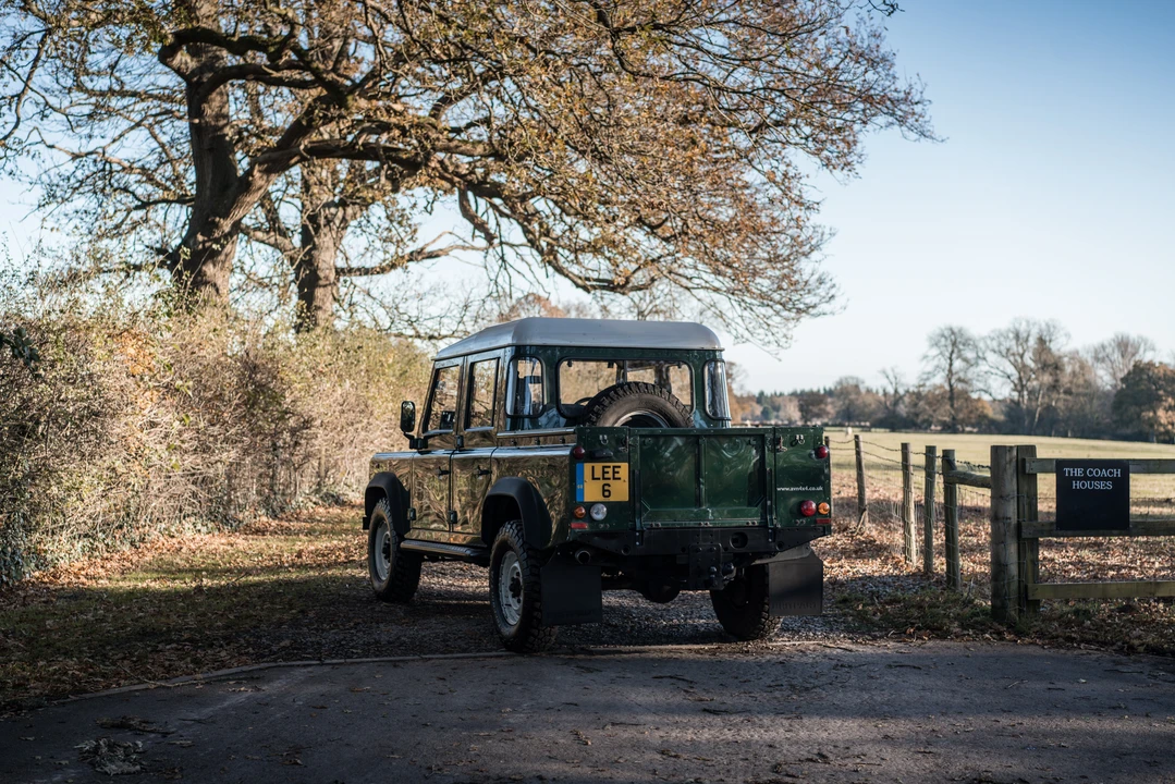 2006 Land Rover Defender 110 - Image 16 of 31