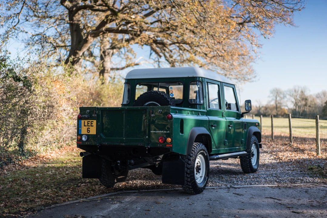 2006 Land Rover Defender 110 - Image 6 of 31