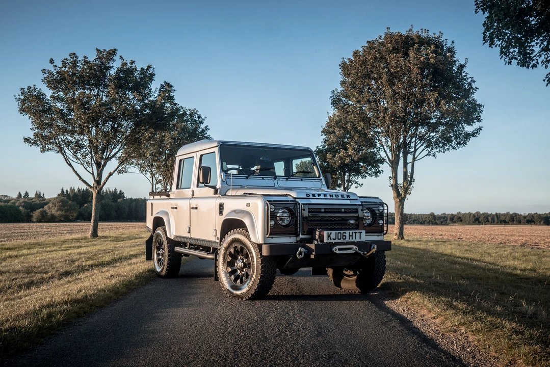 2006 Land Rover Defender 110 - Image 18 of 31