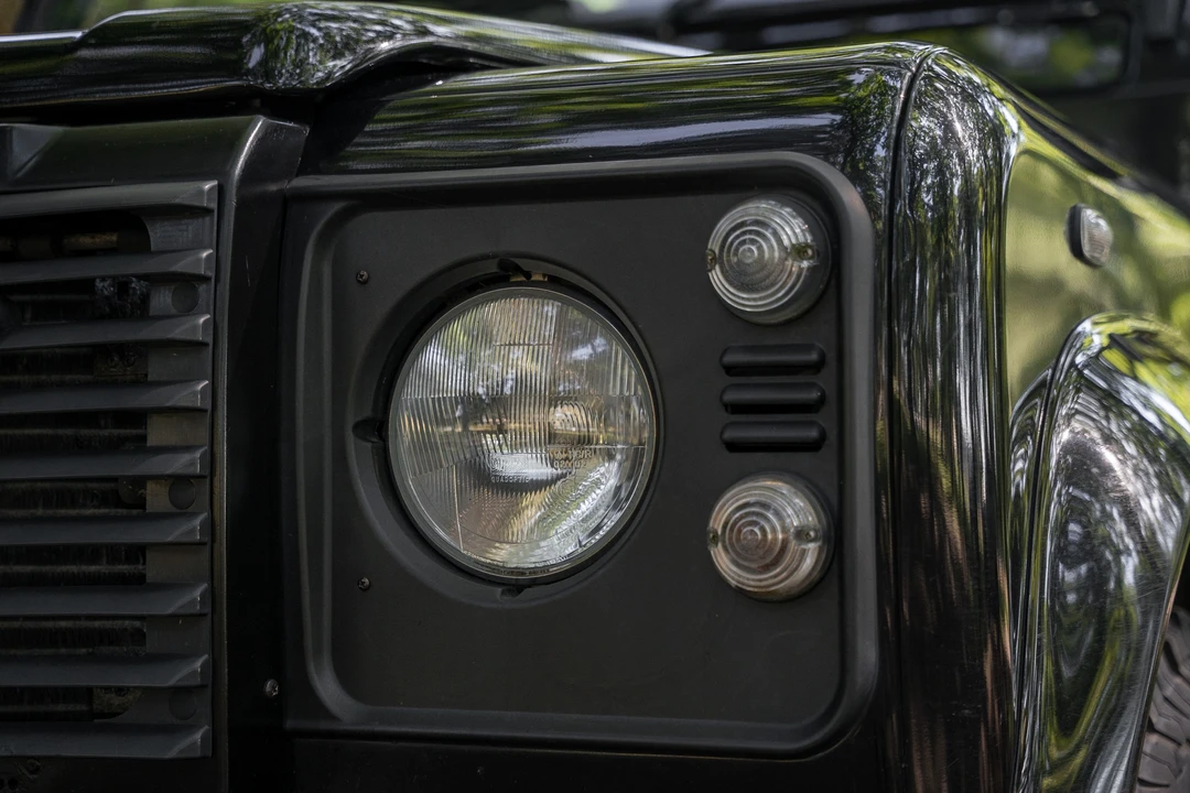 2006 Land Rover Defender 110 - Image 18 of 31