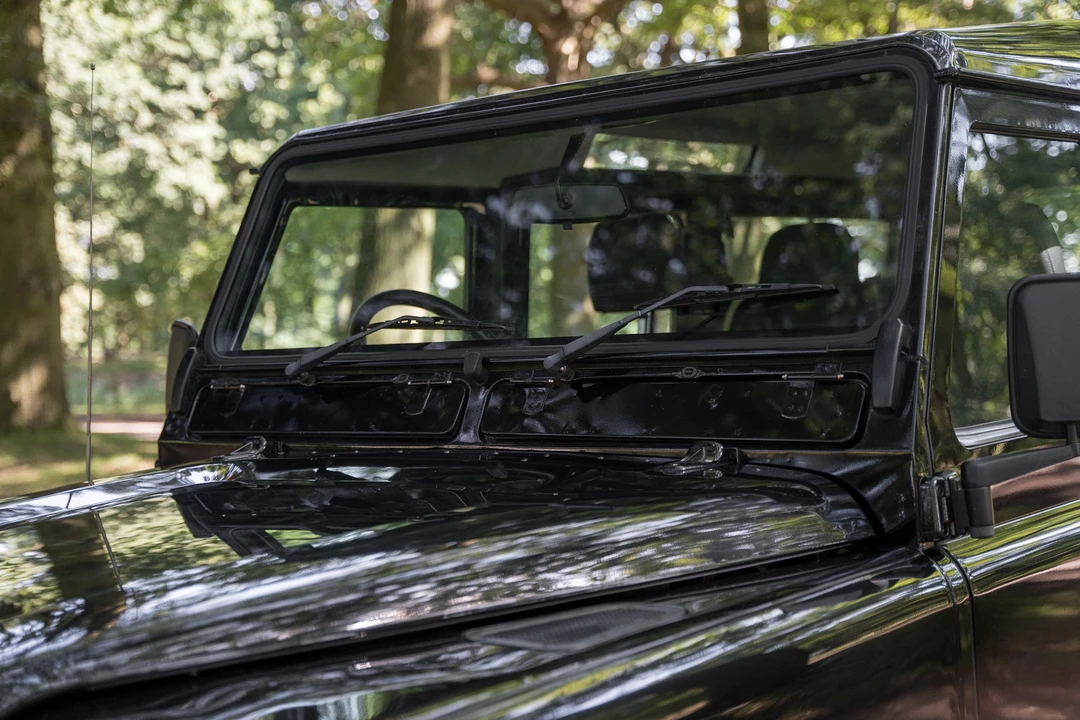 2006 Land Rover Defender 110 - Image 26 of 31