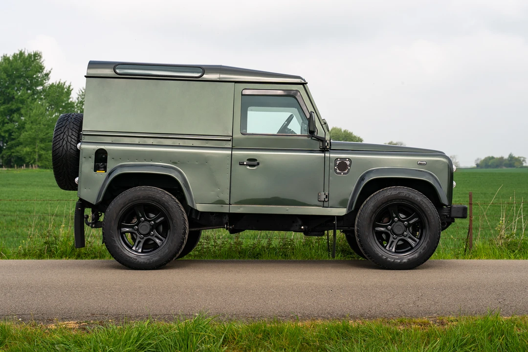 2006 Land Rover Defender 90 - Image 14 of 31