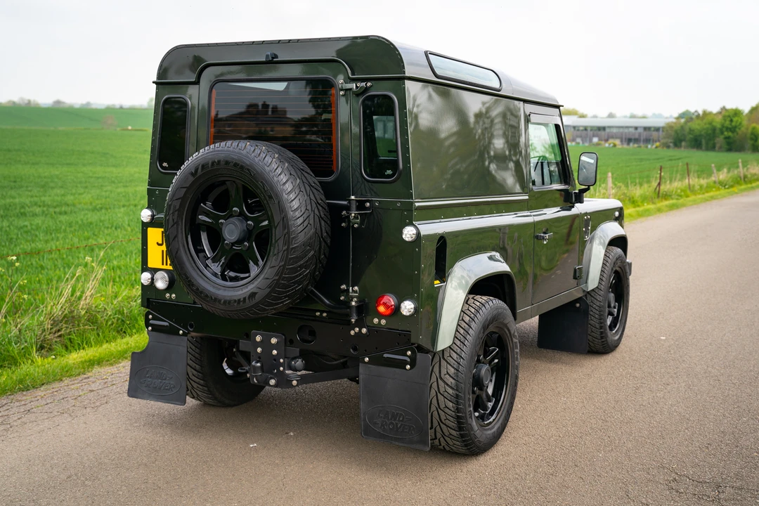 2006 Land Rover Defender 90 - Image 15 of 31