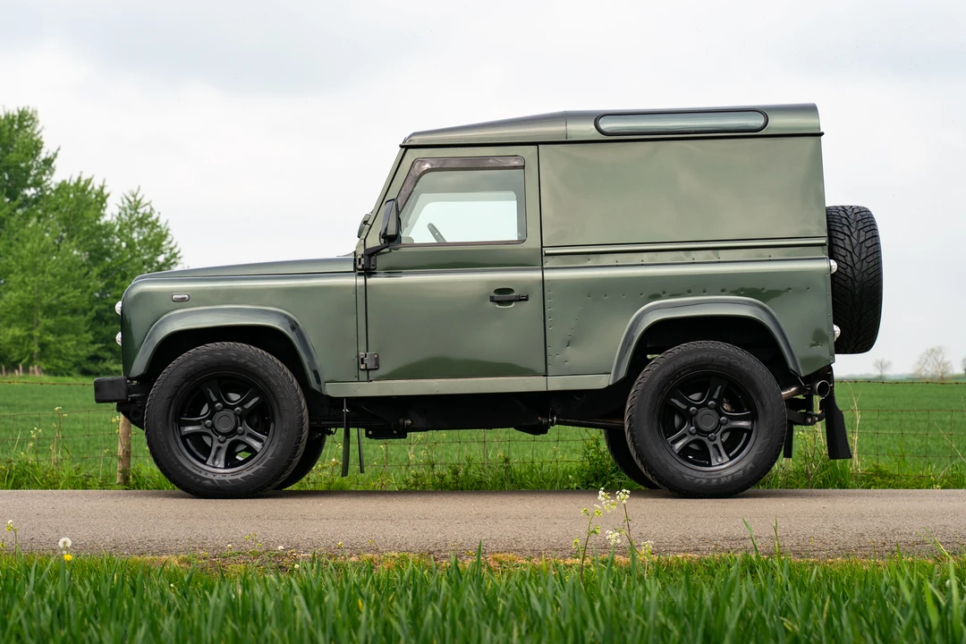 2006 Land Rover Defender 90 - Image 9 of 31