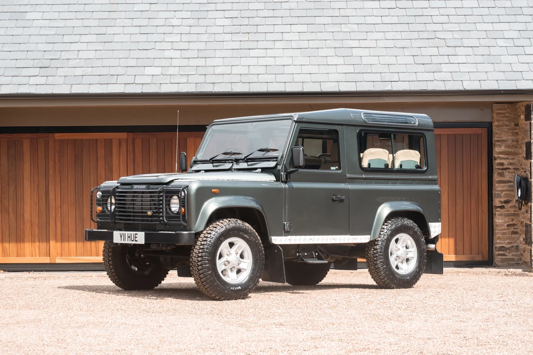 2006 Land Rover Defender 90 - Image 5 of 31