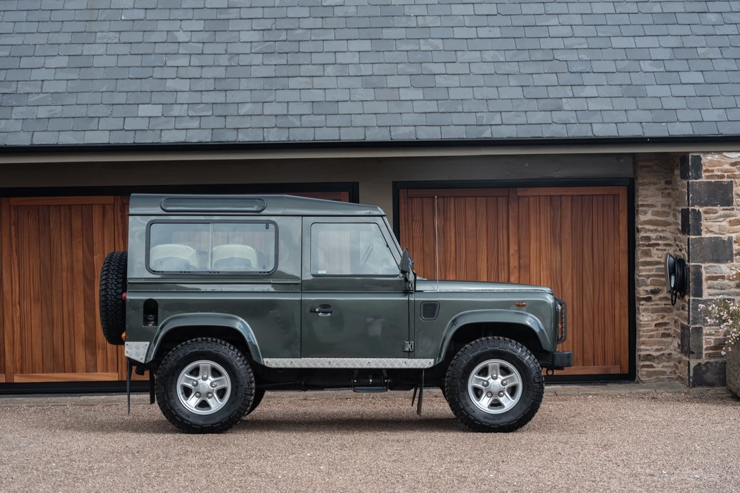 2006 Land Rover Defender 90 - Image 17 of 31