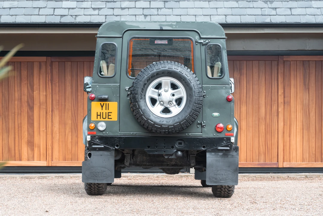 2006 Land Rover Defender 90 - Image 25 of 31