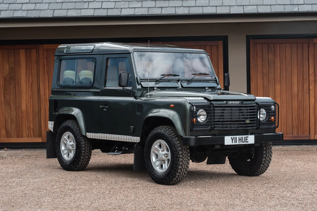 2006 Land Rover Defender 90 - Image 2 of 31