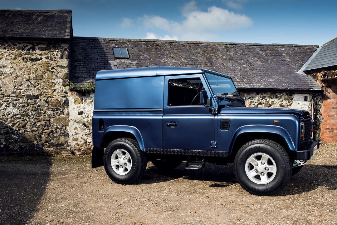 2006 Land Rover Defender 90 - Image 6 of 31