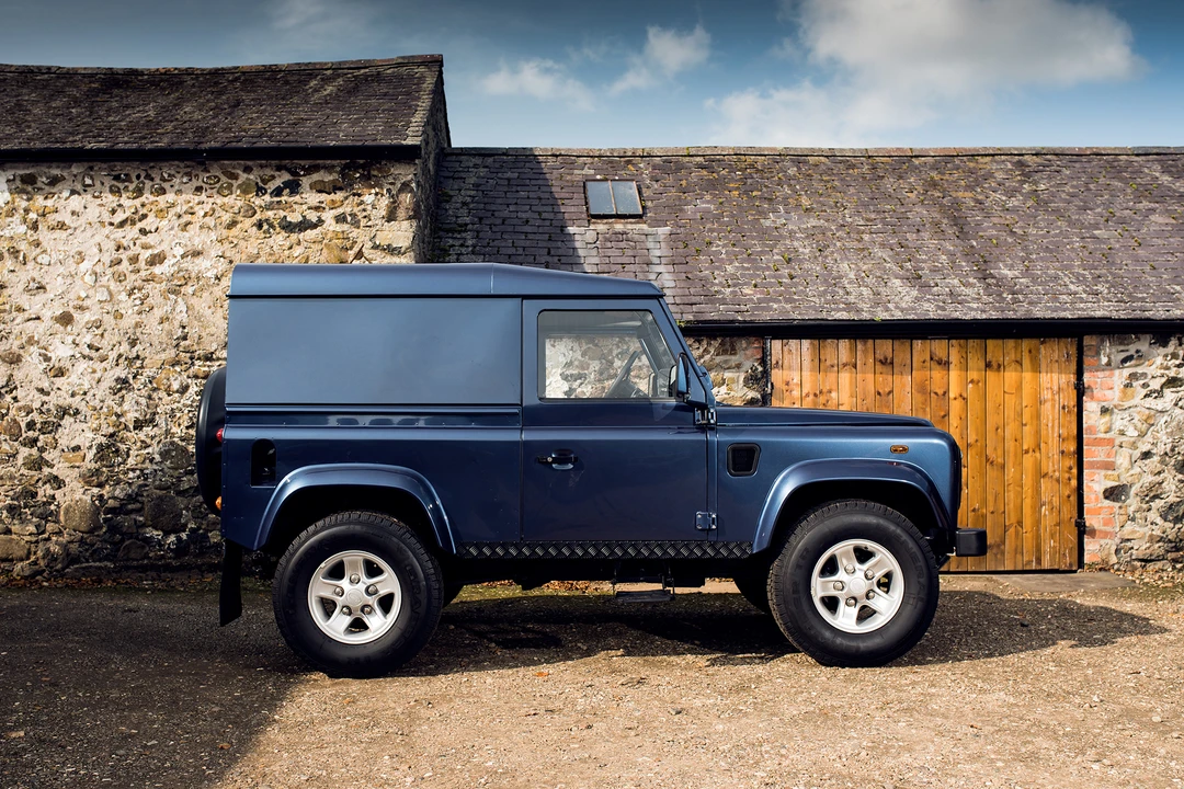 2006 Land Rover Defender 90 - Image 7 of 31