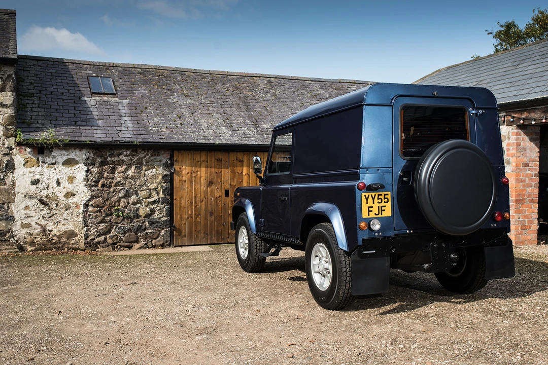 2006 Land Rover Defender 90 - Image 12 of 31