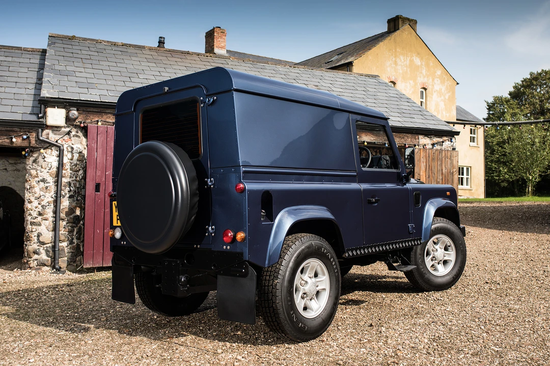 2006 Land Rover Defender 90 - Image 14 of 31