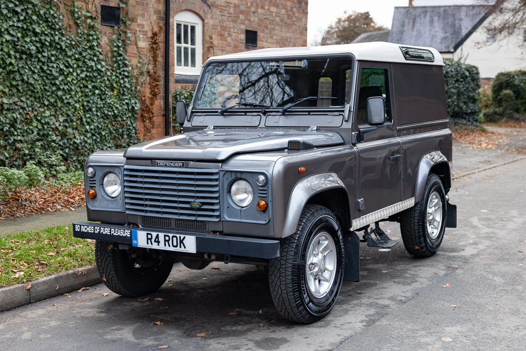 2006 Land Rover Defender 90 - Image 2 of 31