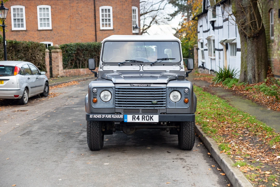 2006 Land Rover Defender 90 - Image 11 of 31