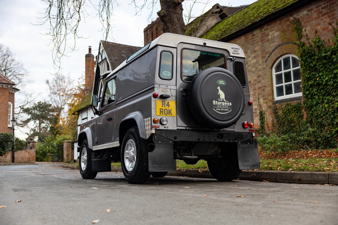 2006 Land Rover Defender 90 - Image 19 of 31