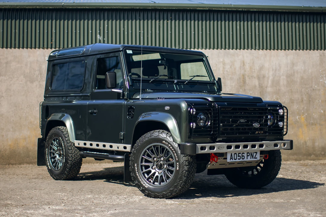 2006 Land Rover Defender 90 - Image 2 of 31