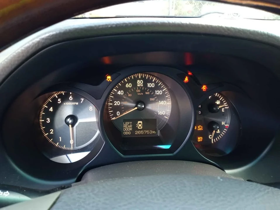 2006 Lexus GS 3rd Gen - Image 7 of 10