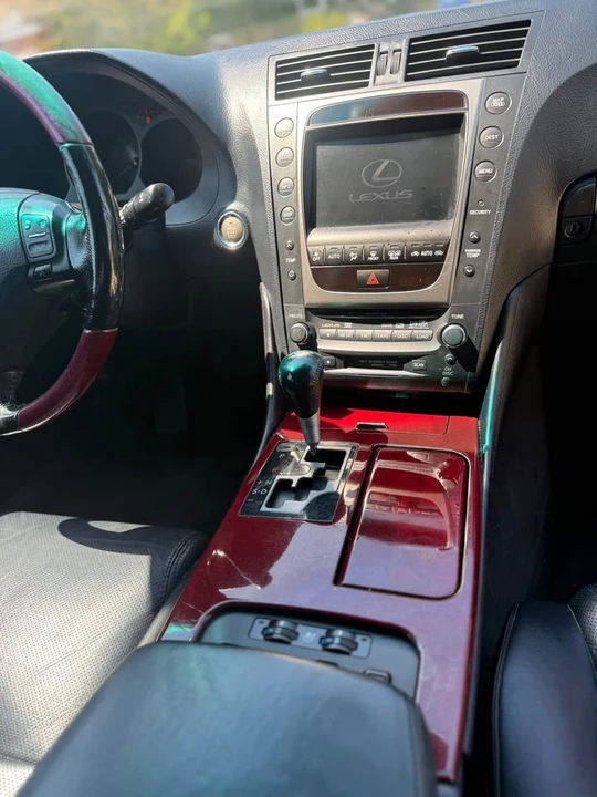2006 Lexus GS 3rd Gen - Image 4 of 8