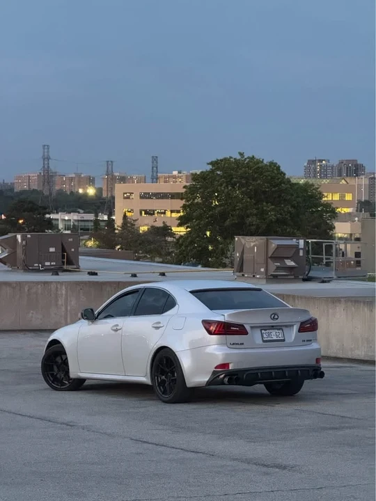 2006 Lexus IS 2nd Gen - Image 4 of 4