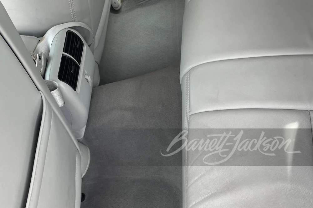 2006 Lincoln Town Car - Image 12 of 29