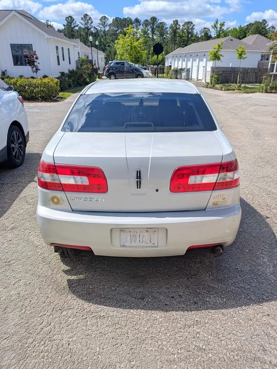 2006 Lincoln MKZ - Image 2 of 10