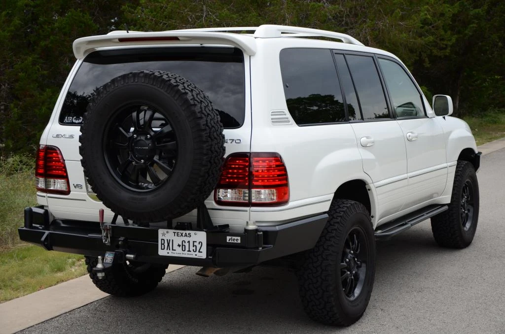 2006 Lexus LX 2nd Gen - Image 5 of 28