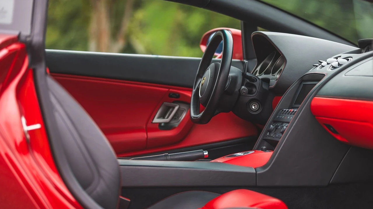 2006 Lamborghini Gallardo - Image 23 of 31