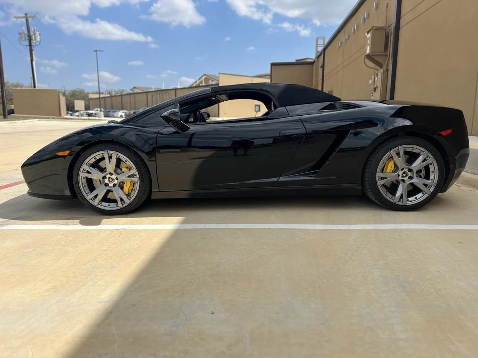 2006 Lamborghini Gallardo - Image 5 of 17