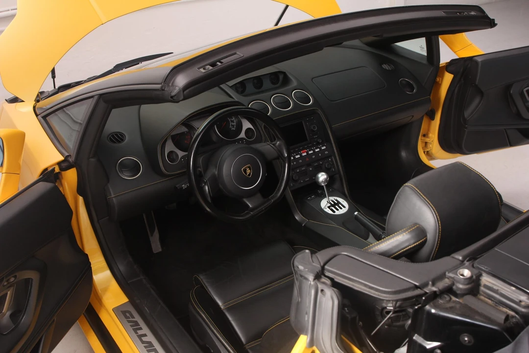 2006 Lamborghini Gallardo - Image 26 of 31