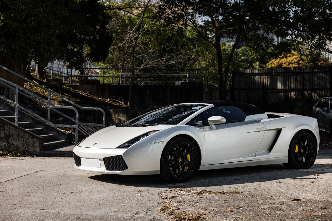 2006 Lamborghini Gallardo LP570-4 Spyder Performante - Image 11 of 31
