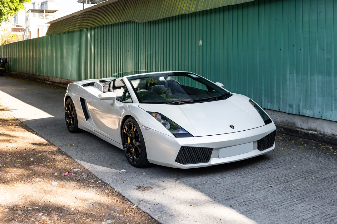 2006 Lamborghini Gallardo LP570-4 Spyder Performante - Image 9 of 31