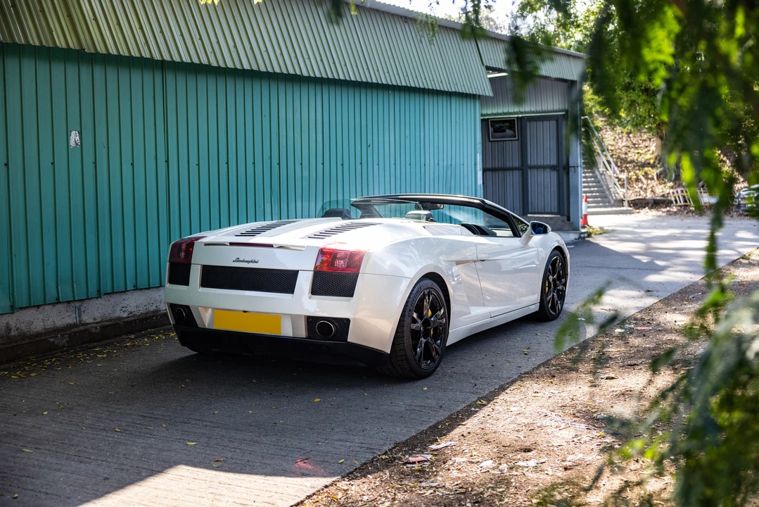 2006 Lamborghini Gallardo LP570-4 Spyder Performante - Image 7 of 31