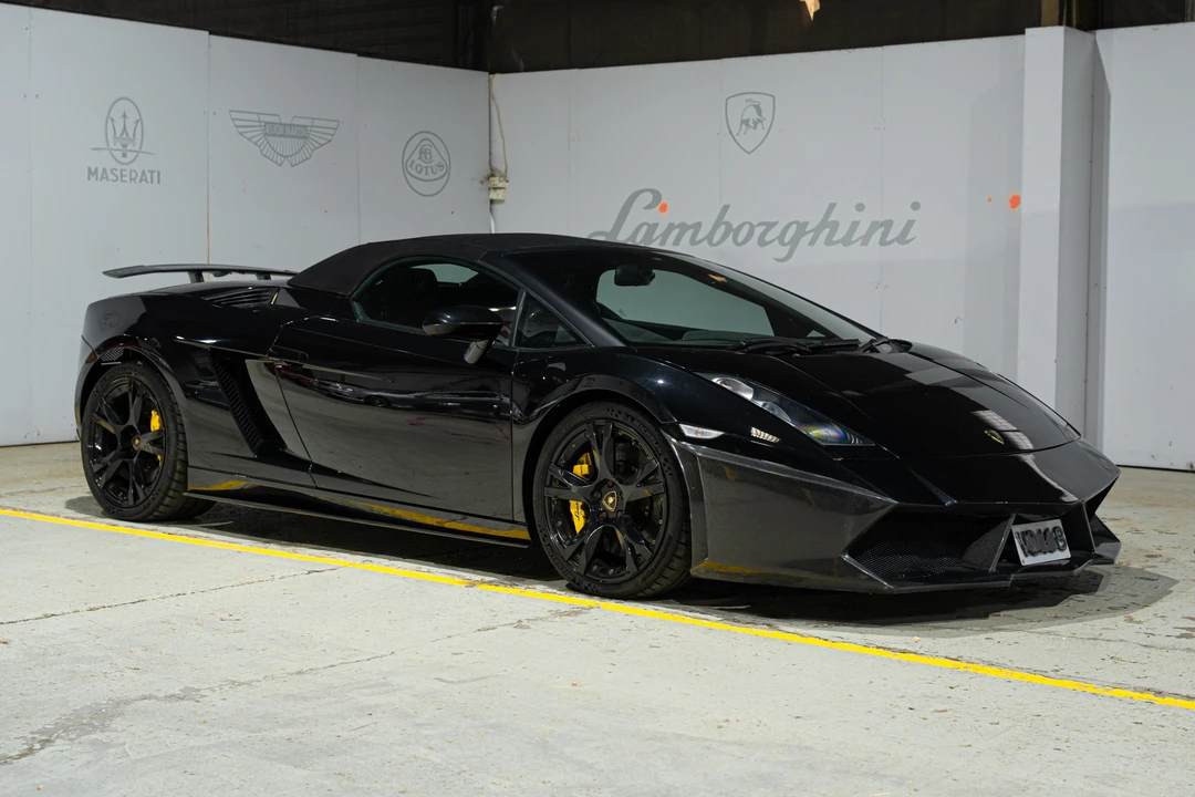 2006 Lamborghini Gallardo LP570-4 Spyder Performante - Image 17 of 31
