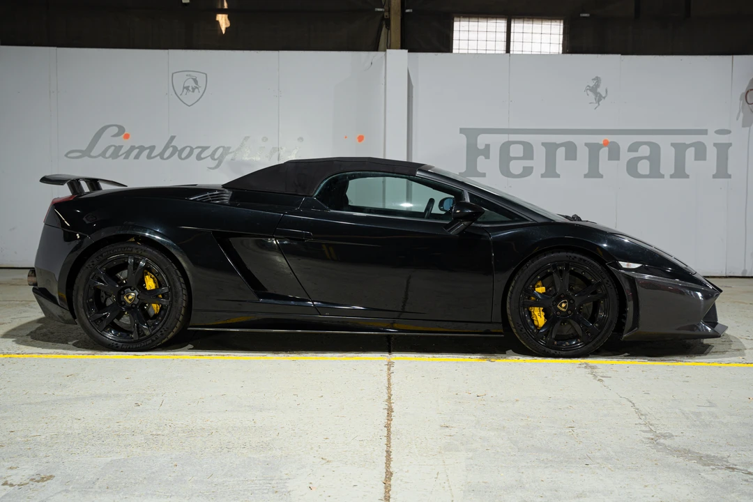 2006 Lamborghini Gallardo LP570-4 Spyder Performante - Image 8 of 31