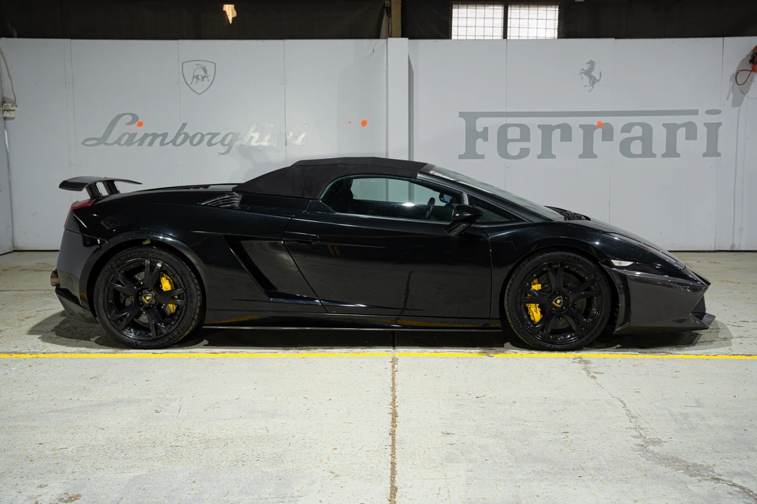 2006 Lamborghini Gallardo LP570-4 Spyder Performante - Image 15 of 31