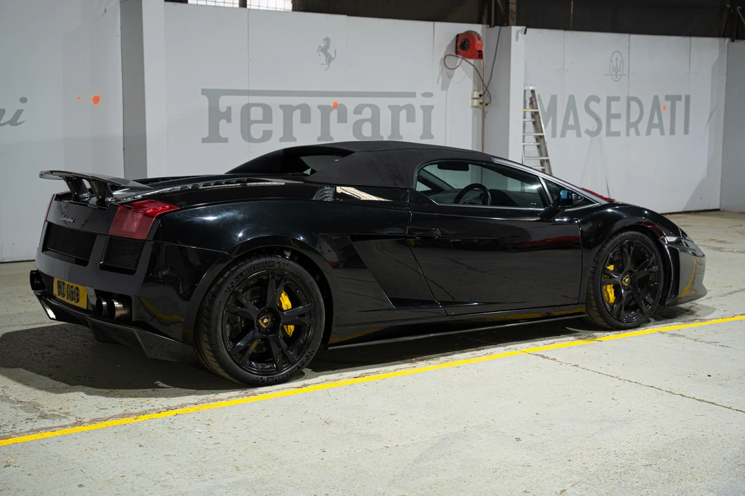 2006 Lamborghini Gallardo LP570-4 Spyder Performante - Image 7 of 31